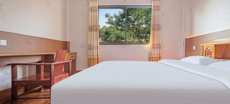 森湖庄园酒店(高铁站提前预约免费接送，垂钓老挝野生鱼)(Senhu Garden Resort Hotel)图片