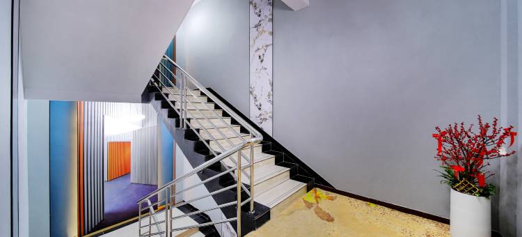 丹恋斯LY酒店(步步高广场湖南理工职业技术学院店)图片