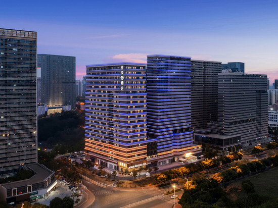 厦门两岸金融中心地铁站湖里万达亚朵S酒店