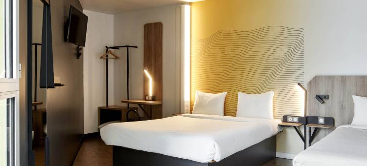 楠泰尔吕埃马尔迈松民宿酒店(B&B Hôtel Nanterre Rueil-Malmaison)图片