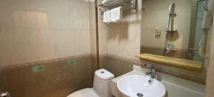 百色北部湾便捷酒店(百色学院东合校区附属医院店)图片
