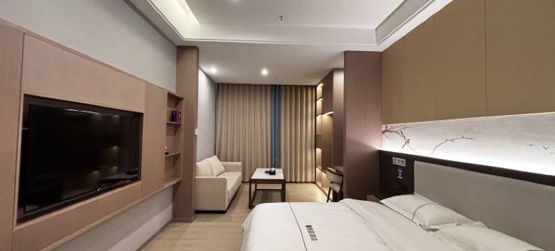 朗庭酒店(賨人里地旺广场店)图片