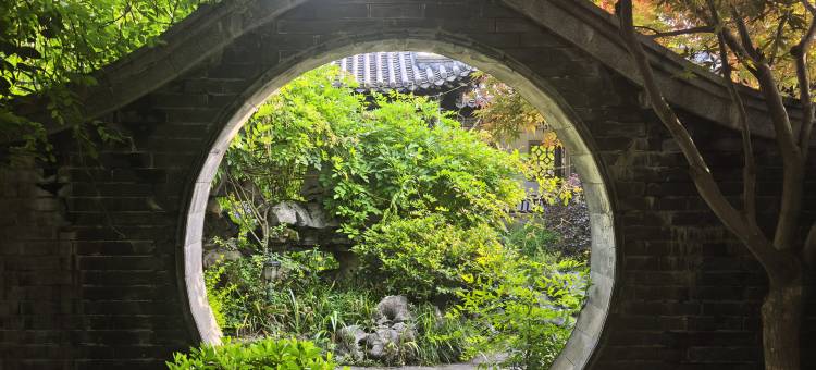 桃花源六合同春客栈图片