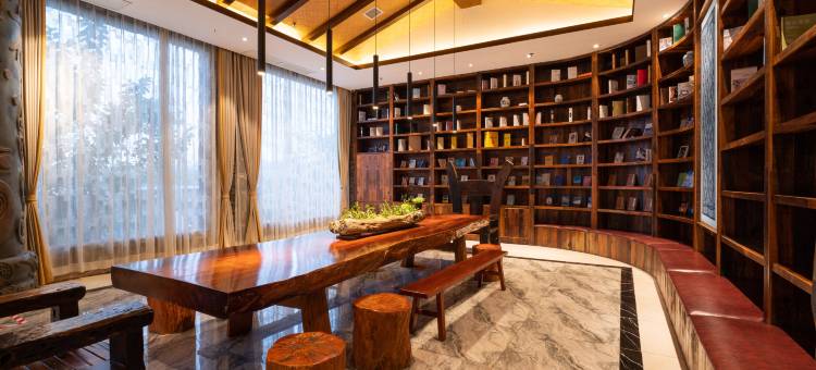 安顺神骏风情温泉酒店(安顺高铁西站神骏生态文旅小镇店)图片