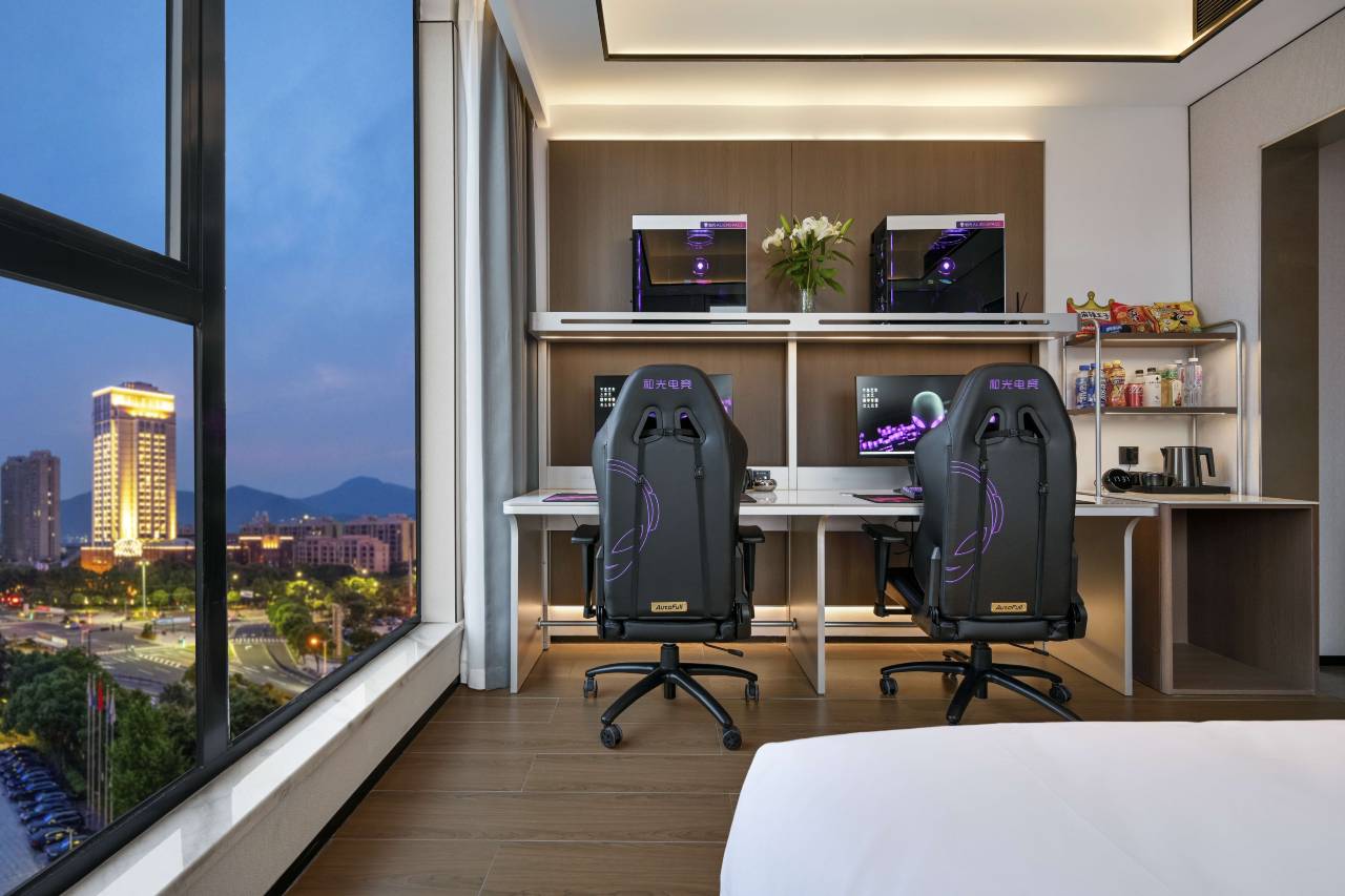 和光·ALIENSPACE外星人电竞酒店(象山客运东站博浪海港城店)图片