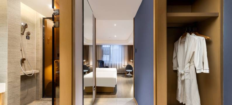 艺龙酒店(上海浦东金桥LaLaport店)图片