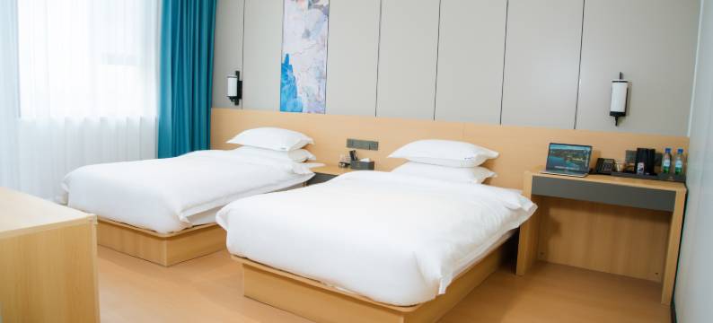 赛里木湖蓝汐酒店图片