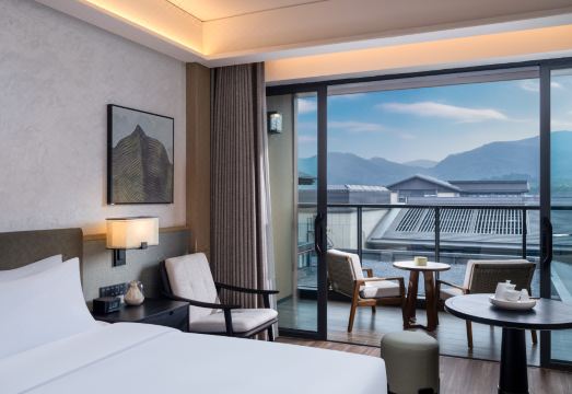 Jingju Resort Wuyishan Hotel Overview