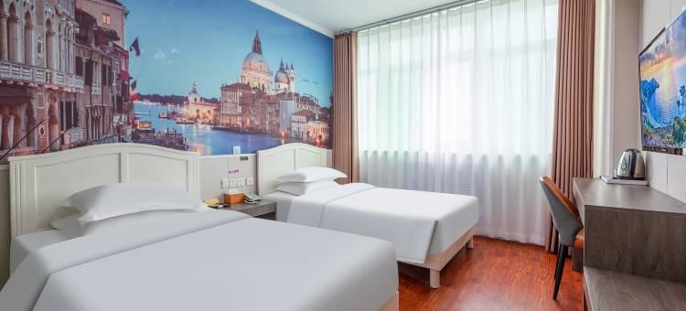 幸福酒店(石家庄医科大学体育场地铁站店)图片