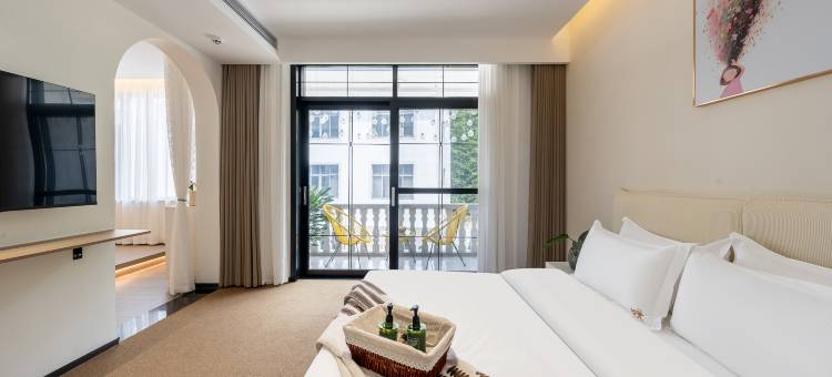 梵舍·青山外villa设计师定制美宿(三清山旅游公路店)图片