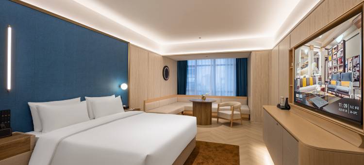 铂悦水晶酒店(火车站联盛九江快乐城店)图片