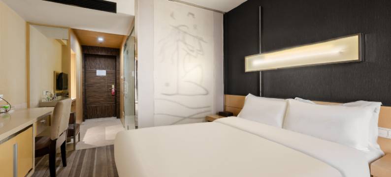 颐和宫大酒店(西安小寨吉祥村地铁站店)图片