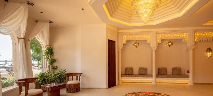 大连锦色海景艺术民宿(星海广场店)图片