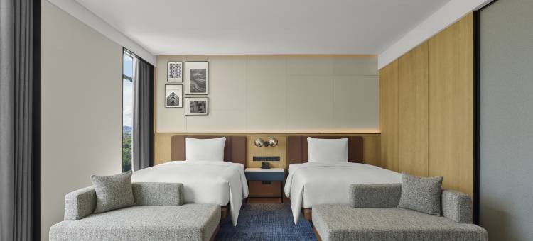 贵阳花溪十里河滩旅游度假区福朋喜来登酒店(贵州大学店)图片