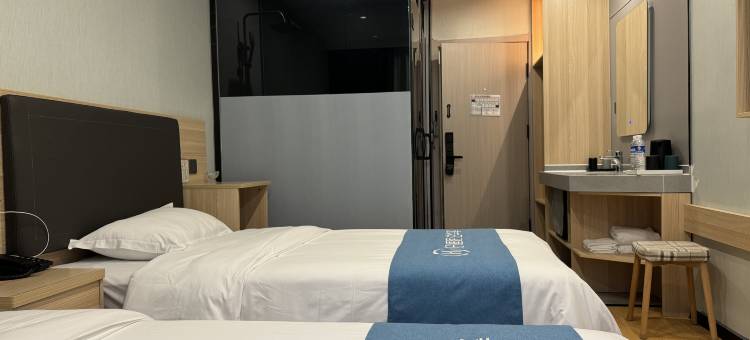 如家UP华驿精选酒店(北京平谷步行街区政府店)图片