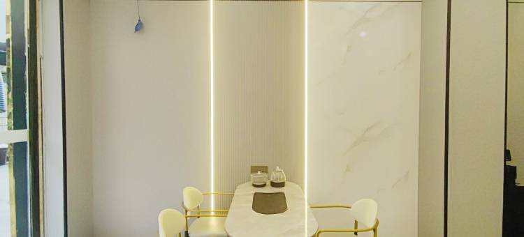 云尚居酒店(夜郎广场人民医院店)图片