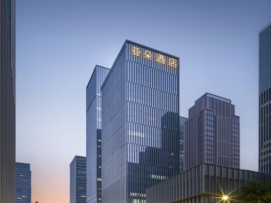 重庆江北嘴金融街亚朵酒店