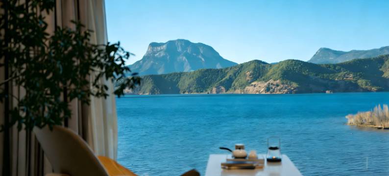 泸沽湖前湖·月遥全湖景度假酒店(泸沽湖普洛码头店)图片