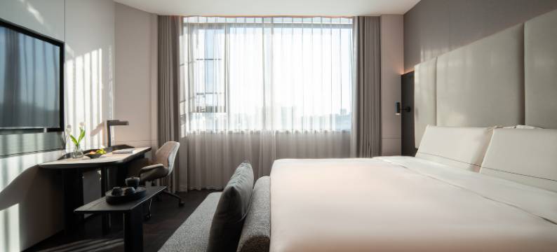 汕头龙眼南美食街金砂中路亚朵酒店图片