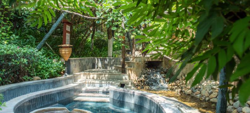 玉溪汇龙温泉文化庄园图片