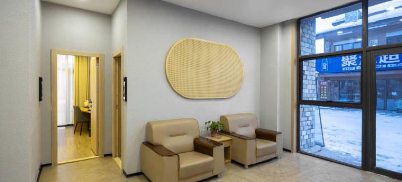 花筑·深雪暖居民宿(长白山西景区游客中心店)图片