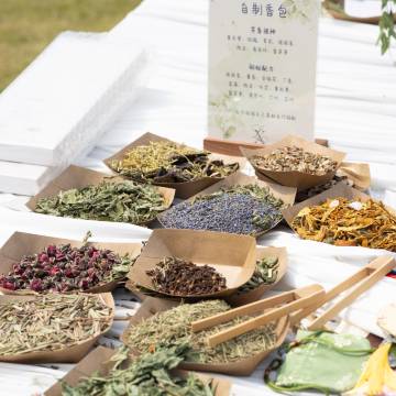 上海滴水湖洲际酒店图片