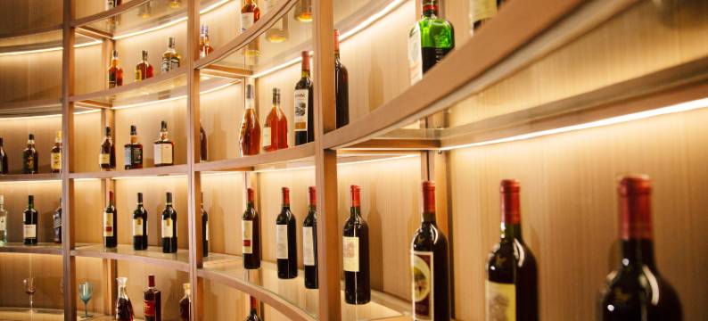 耐芙酒店(鼓楼广场清明上河园店)图片