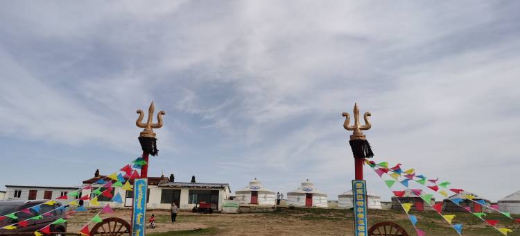包头孟克巴特尔餐包旅馆图片