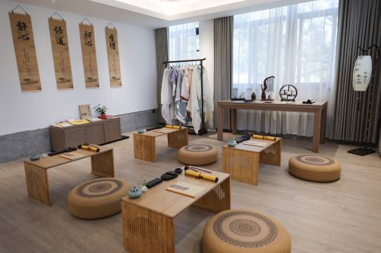 平和仰圣山庄(三平寺店)图片