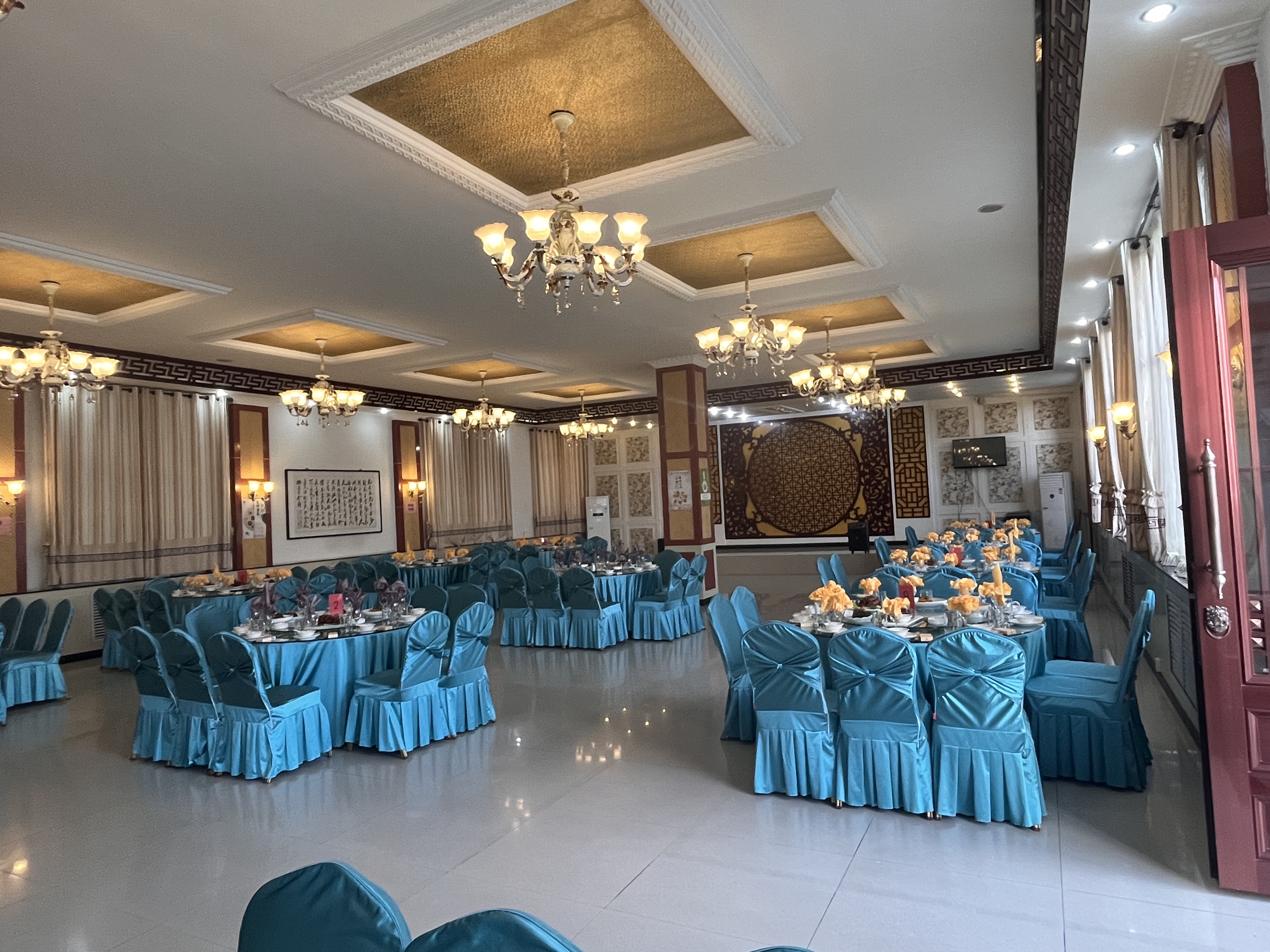 Luanchuan HotelOver view