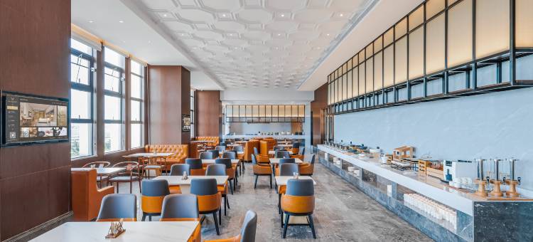 维也纳国际酒店(海口滨海大道西秀海滩店)图片