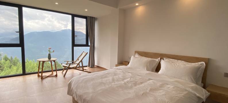 龙脊雨兰山宿(九龙五虎观景台店)图片