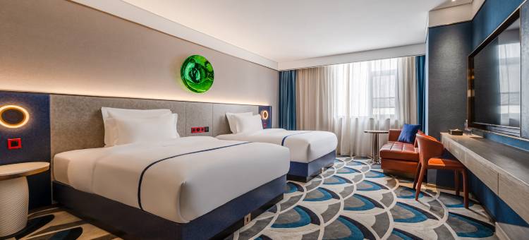 武汉江汉路步行街万象城枫渡酒店图片