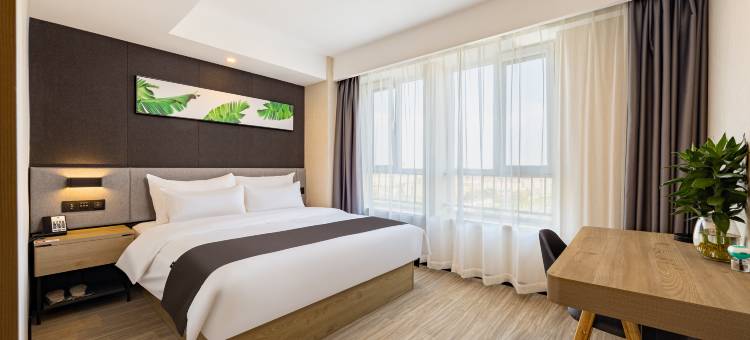 品睿酒店(乳山水景绿城店)图片