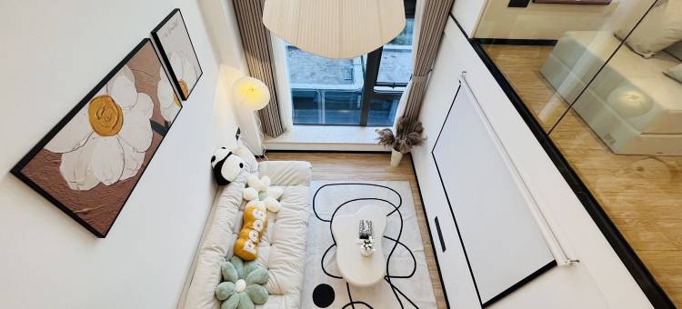 比宁而居海景Loft公寓(龙光世纪商务中心高铁站店)图片