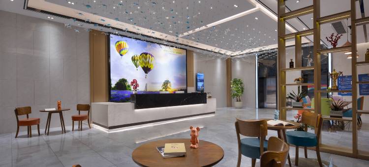 AHAO雅好酒店(深圳光明城站店)图片