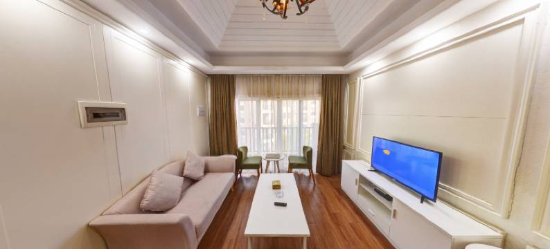 名湖度假酒店图片