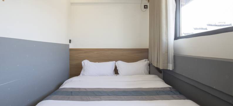 月光栖客栈(邛海湿地店)图片