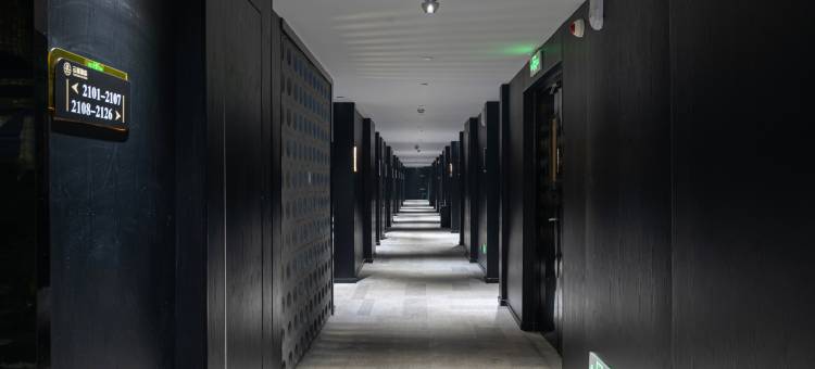云端电竞酒店(天元区政府美的时代广场店)图片