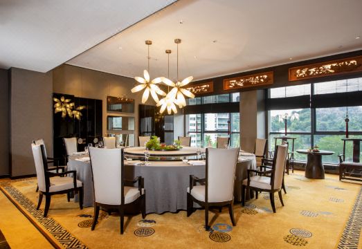 New Century Grand Hotel Tonglu Hotel Overview