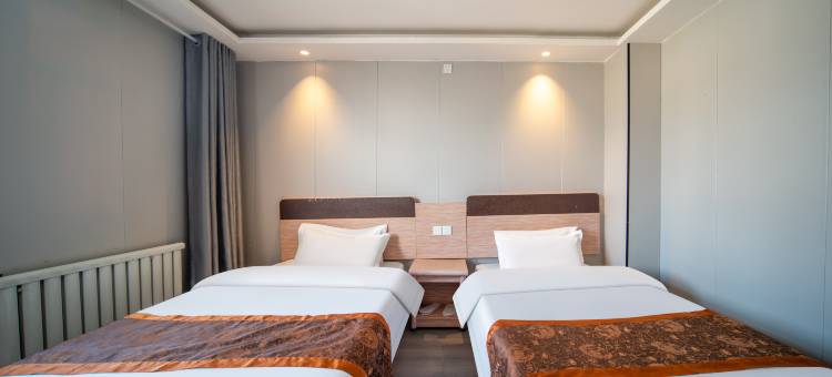 乌鲁木齐金逸豪商务宾馆(花田小镇店)图片