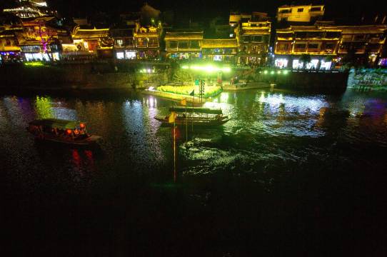 梦缘·一线江景·沱江精品民宿(凤凰古城虹桥店)图片