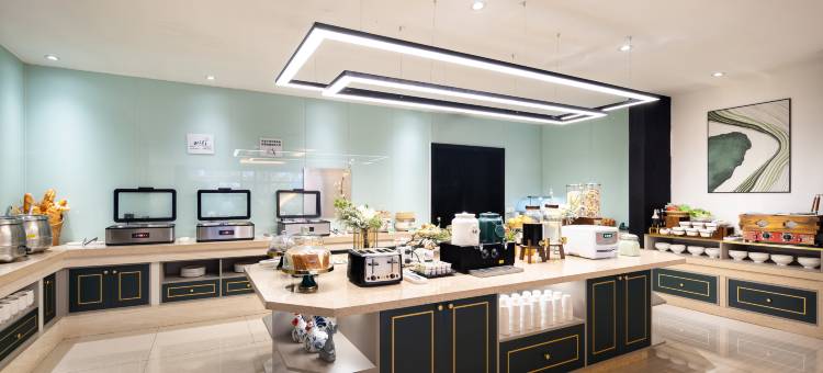 睿柏·云酒店(丹东火车站鸭绿江店)图片