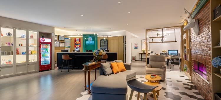 银座精宿酒店(新泰银河路店)图片