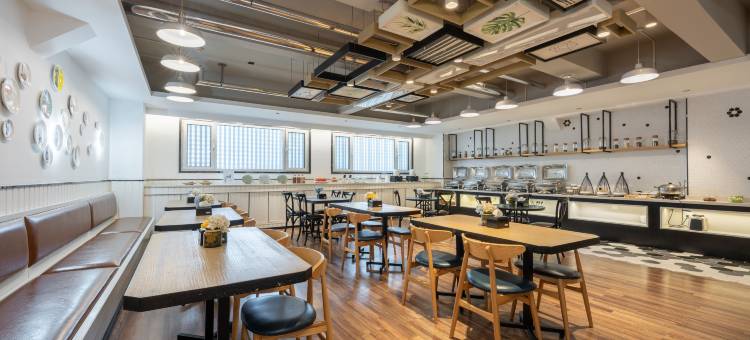 银座精宿酒店(新泰银河路店)图片