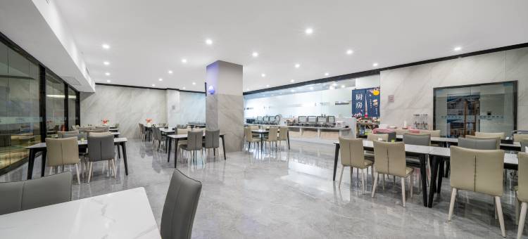 卓赫明酒店(武汉大学店)图片