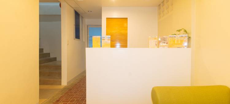 RedDoorz @ EBM One Building图片