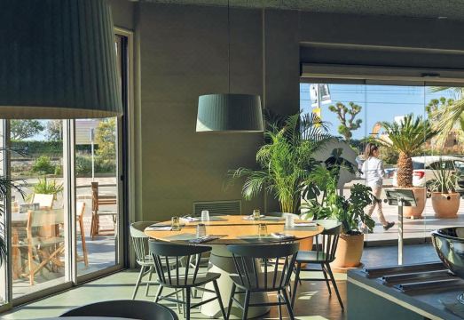 Aqua Hotel Promenade & Spa 4SupHotel Overview