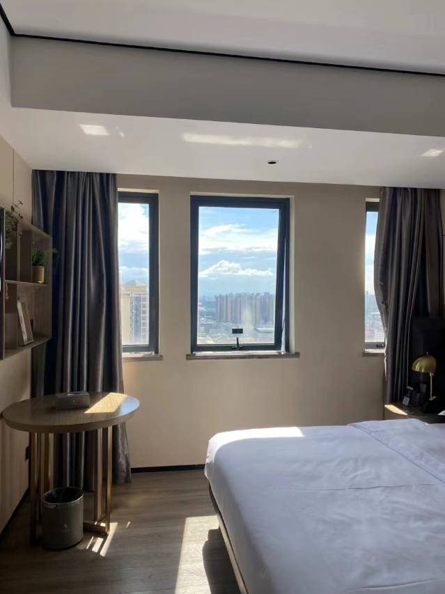 雅斯特国际酒店(南宁江南万达平西夜市店)图片