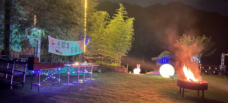 花筑·抚羽山居(黄山宏村景区黄山景区换乘中心店)图片